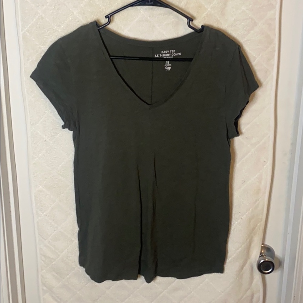 Gap Basic V-Neck